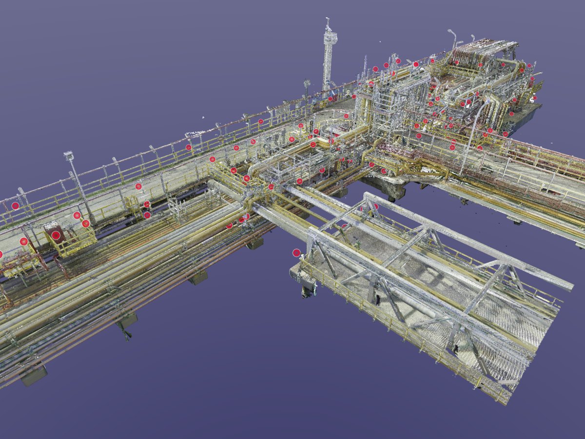 Escaneo láser 3D de racks de tuberías de una unidad industrial